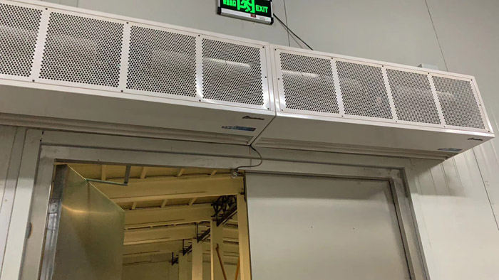 雀巢工厂风幕机安装案例
