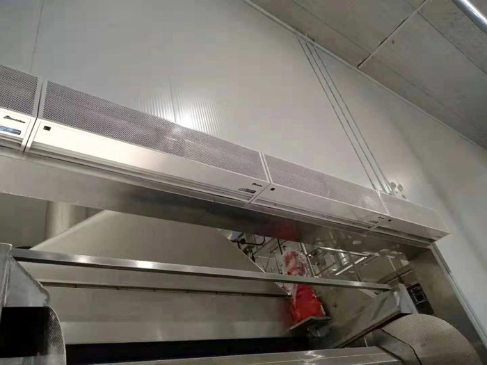 爱味客雪川食品工厂风幕机安装案例